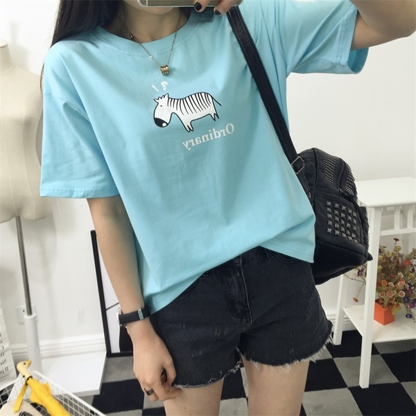 Ежедневна блуза с къс ръкав с различни анимационни герои . 