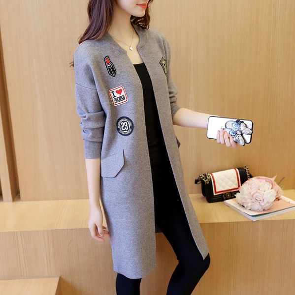 Дамска проелтна бродирана жилетка: Червена, Синя, Сива