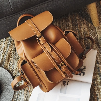 Удобни елегантни раници за дамите в четири цвята с много раздели. 