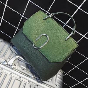 Καθημερινή τσάντα με μακρύ και κοντό χερούλι - σε καφέ, μωβ, πράσινο και μαύρο.