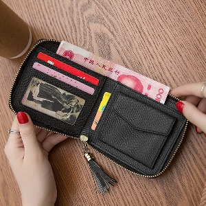 Малко дамско портфейлче в черен цвят с анимационни изображения - 4 вида