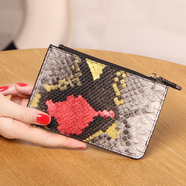 Дамски малък портфейл за жени в животински щампи