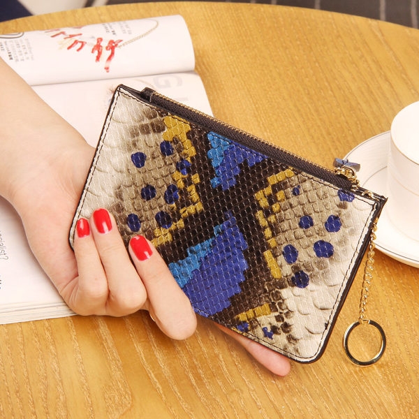 Дамски малък портфейл за жени в животински щампи