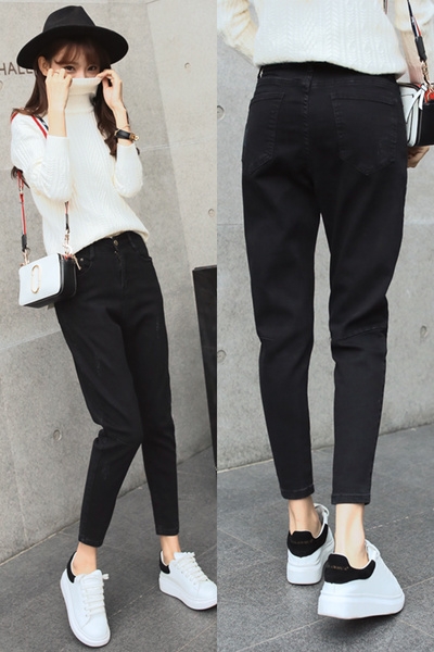 Широки дамски дънки в черен цвят с висока талия