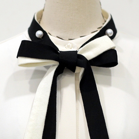 Есенно-зимни ризи в бял и черен цвят - с панделка отпред. 