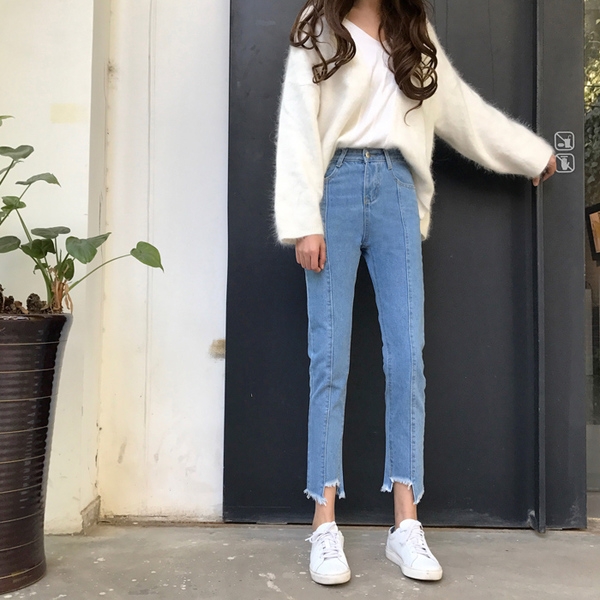 Дамски дънки с висока талия тип boyfriend в светлосин цвят