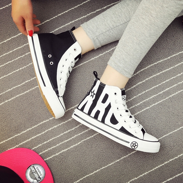 Дамски кецовв с връзки в три цвята - черен, червен и син, 