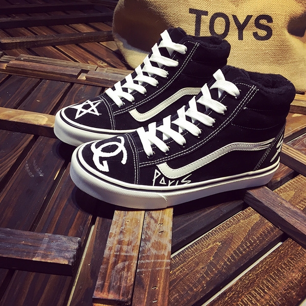 Женски кецове дебели подходящи за зимата в четири цвята. 