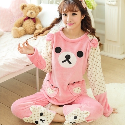 Сладки пижамки с детски мотиви- памучни.