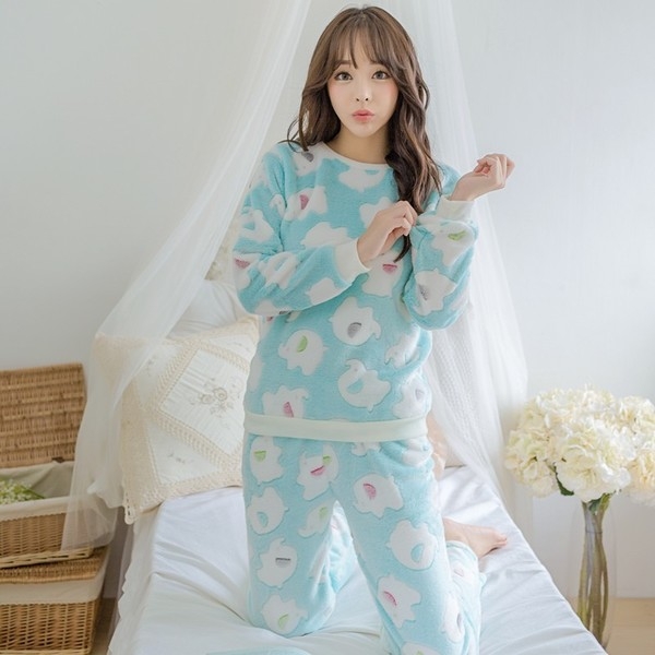 Сладки пижамки с детски мотиви- памучни.