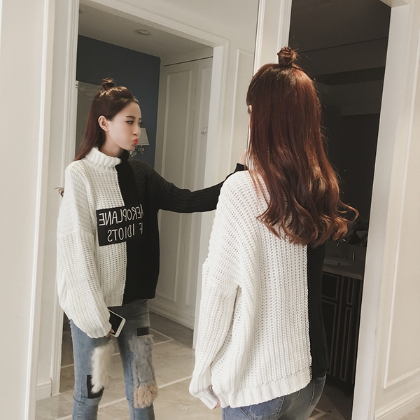 Дамски дебел пуловер тип поло и широк с надпис, в черен и кафяв цвят