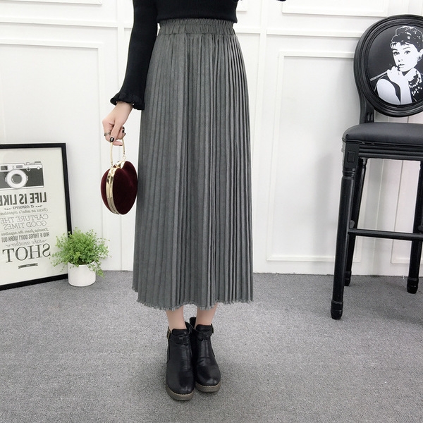 Дамска плисирана пола над глезените в по-тъмни тонове