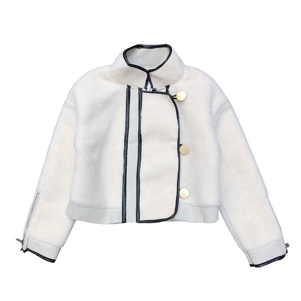 Стилно широко дамско яке в бял цвят с копчета