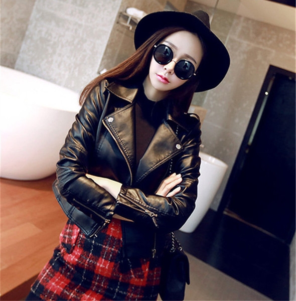 Кожено дамско яке тип Слим в черен цвят