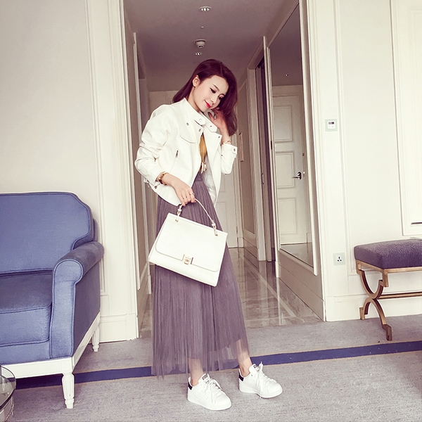 Стилно дамско кожено яке тип Слим в бял, розов и черен цвят