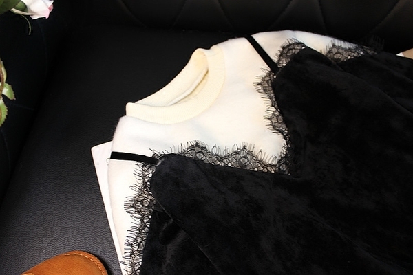 Детски блузи за момичета с горна част в бяло.