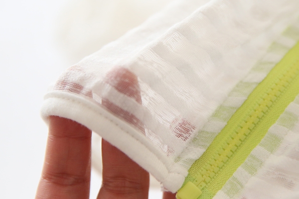 Παιδικά φούτερ για κορίτσια και αγόρια σε φρέσκα χρώματα άνοιξης.