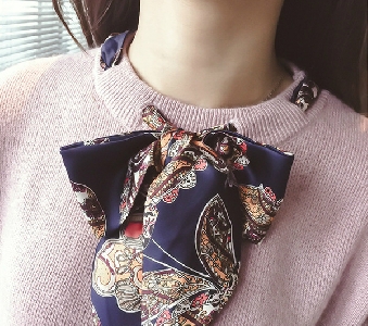 Дамски стилен комплект от пола и блуза в розов и син цвят