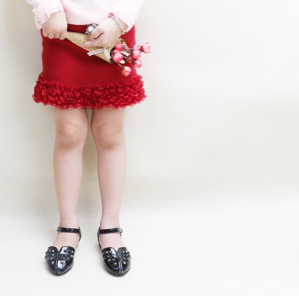 Стилни детски полички за малки момичета с дантела.