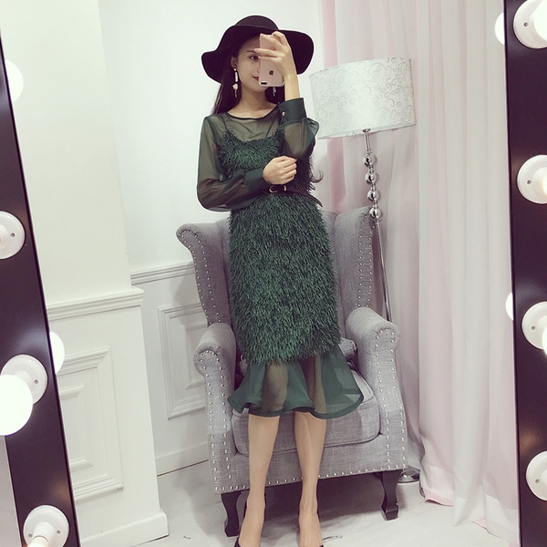 σέξι φόρεμα γυναικών σε μαύρο και πράσινο χρώμα δύο μέρη.