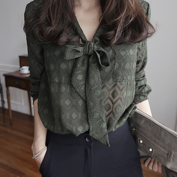 Елегантна шифонена дамска риза в тъмнозелен цвят тип широка