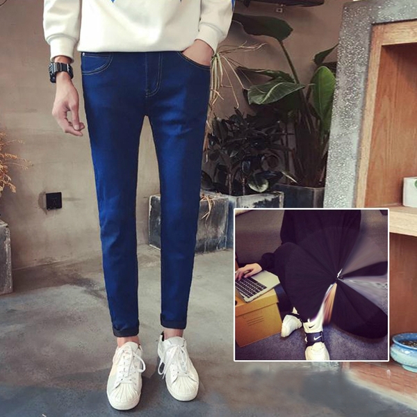 τζιν των ανδρών Slim τύπου σε μαύρο και μπλε, καθαρό μοντέλο