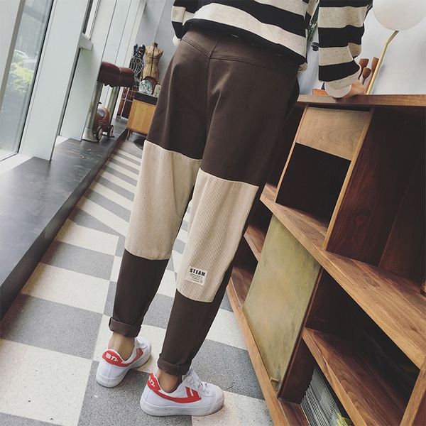 εσώρουχα των γυναικών Κομψή των ανδρών σε ένα ευρύ σχέδιο σε μαύρο, μπλε και καφέ