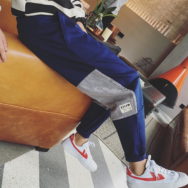 εσώρουχα των γυναικών Κομψή των ανδρών σε ένα ευρύ σχέδιο σε μαύρο, μπλε και καφέ