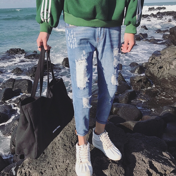 Мъжки стилни светли дънки - накъсани тип Слим