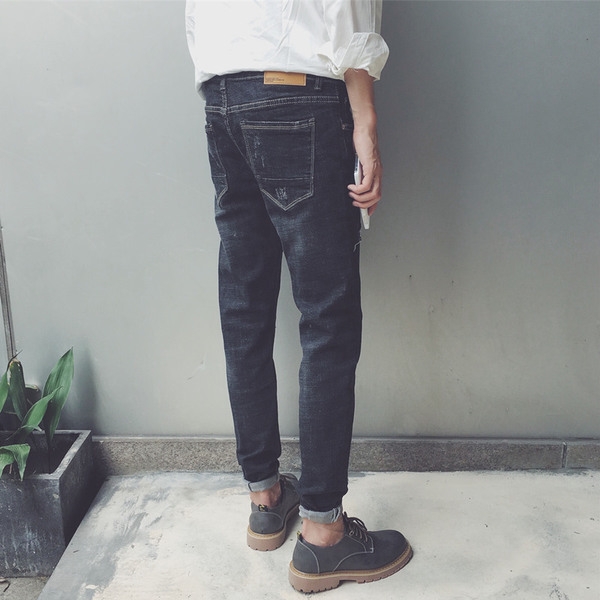 τζιν κομψή ανδρών τύπο Slim διχασμένη σε ένα σκοτεινό χρώμα