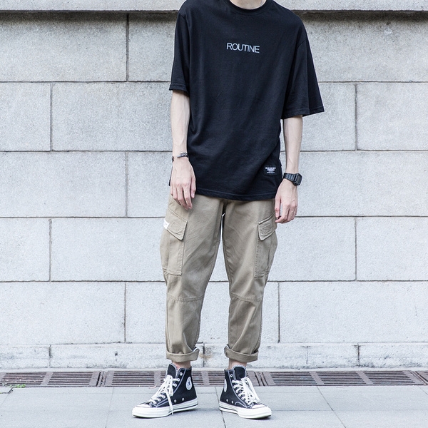 Ανδρικά casual παντελόνι παντελόνι σε δύο χρώματα.