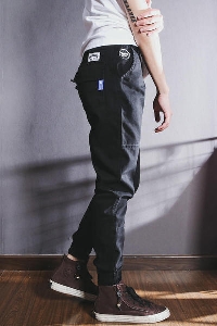 Мъжки панталони тип Слим в четири цвята.