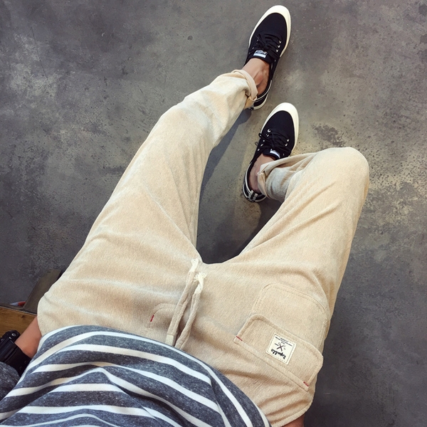 παντελόνια Εντυπωσιακή ανδρών με δεσμούς σε τέσσερα χρώματα.