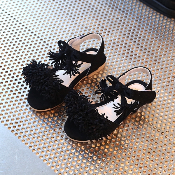 το καλοκαίρι κόκκινο και μαύρο σανδάλια των παιδιών για τα κορίτσια