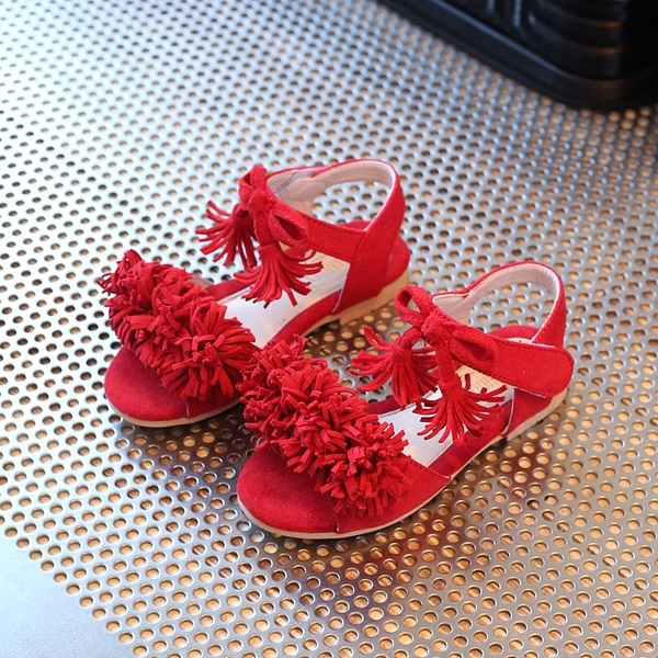 το καλοκαίρι κόκκινο και μαύρο σανδάλια των παιδιών για τα κορίτσια