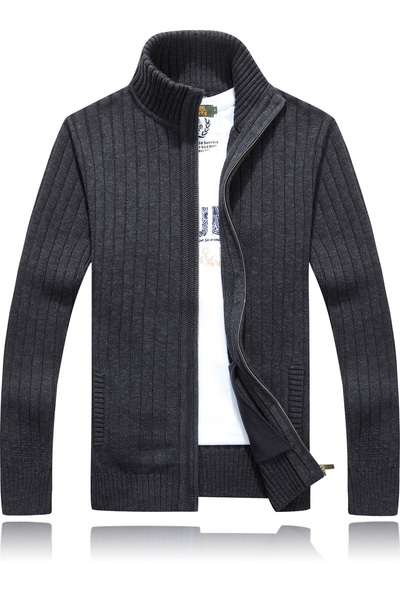 Ανδρική αθλητιήό κομψή ζακέτα σσε τρία χρώματα με φερμουάρ.