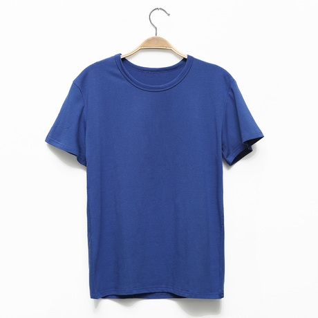 Καθαρίστε T-shirt με κοντά μανίκια σε πολλά χρώματα