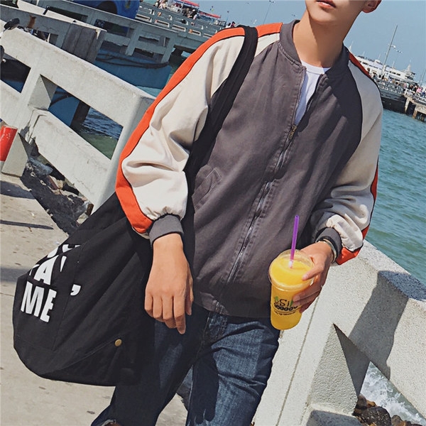 Αθλητικό μπουφάν για άντρες σε ευρύ μοτίβο, διαφανές σε μαύρο και γκρι χρώμα