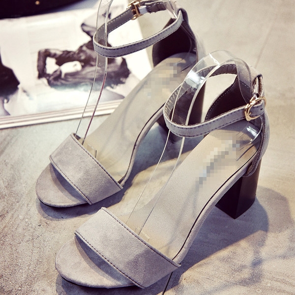 Κυρίες περιστασιακά σανδάλια μικρό ρεύμα σε μαύρο και γκρι λουράκι