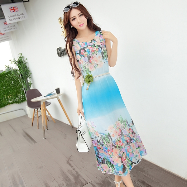 Πολύχρωμο κυρίες καλοκαίρι φορέματα με floral μοτίβα σε τέσσερις κορυφαίο μοντέλο με κυρίαρχα χρώματα: ροζ, κίτρινο, πορτοκαλί ή