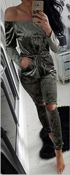 Дамски актуален кадифен гащеризон 