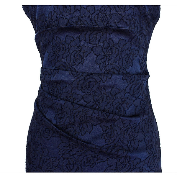 Дамска вталена пролетна и лятна рокля тип Миди с дантела в няколко цвята; червен, син, зелен