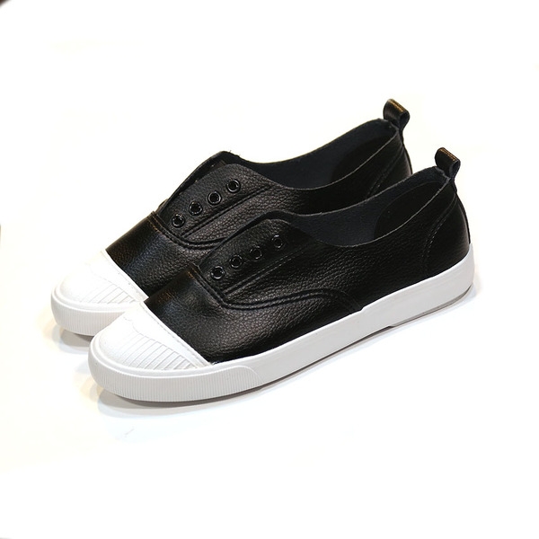 Γυναικεία αθλητικά παπούτσια  χωρίς κορδόνια σε μαύρο, λευκό και χρυσό χρώμα 