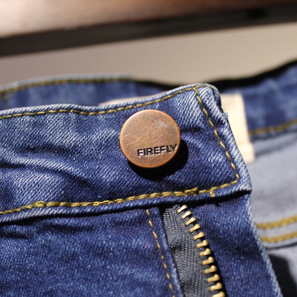 Слим дамски дънки различни модели в синьо и черно