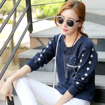 Κυρίες μπλούζα σε διάφορα μοντέλα σε μπλε, λευκό και μαύρο με O-σχήμα κολλάρου