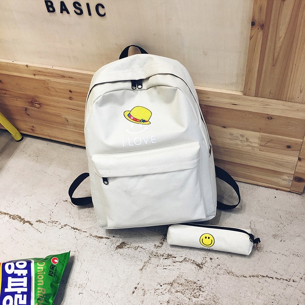 Τσάντες αθλητισμού των γυναικών με διάφορα motiviv τέσσερα χρώματα.