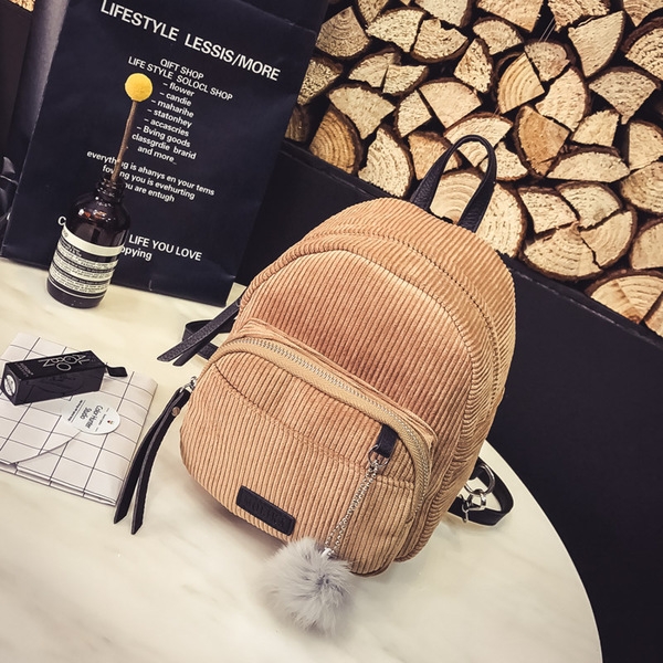 Κυρίες σακίδιο ύφασμα - μικρά και μεγάλα μεγέθη σε πέντε χρώματα.