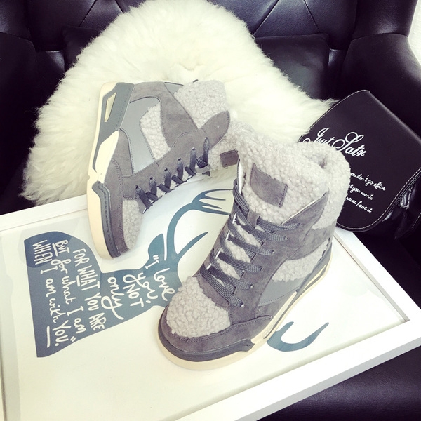 Γυναικεία ζεστά πάνινα παπούτσια σε πλατφόρμα σε μαύρο και γκρι χρώμα