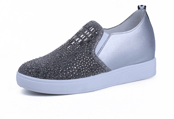 Λαμπερό loafers για τις γυναίκες με πέτρες σε γκρι και μαύρο