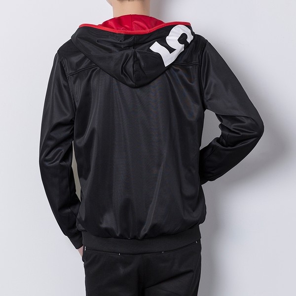 Ανοιξιάτικο φθινοπωρινό ανδρικό μπουφάν σε διάφορα μοντέλα με υλικό βάσης πολυεστέρα